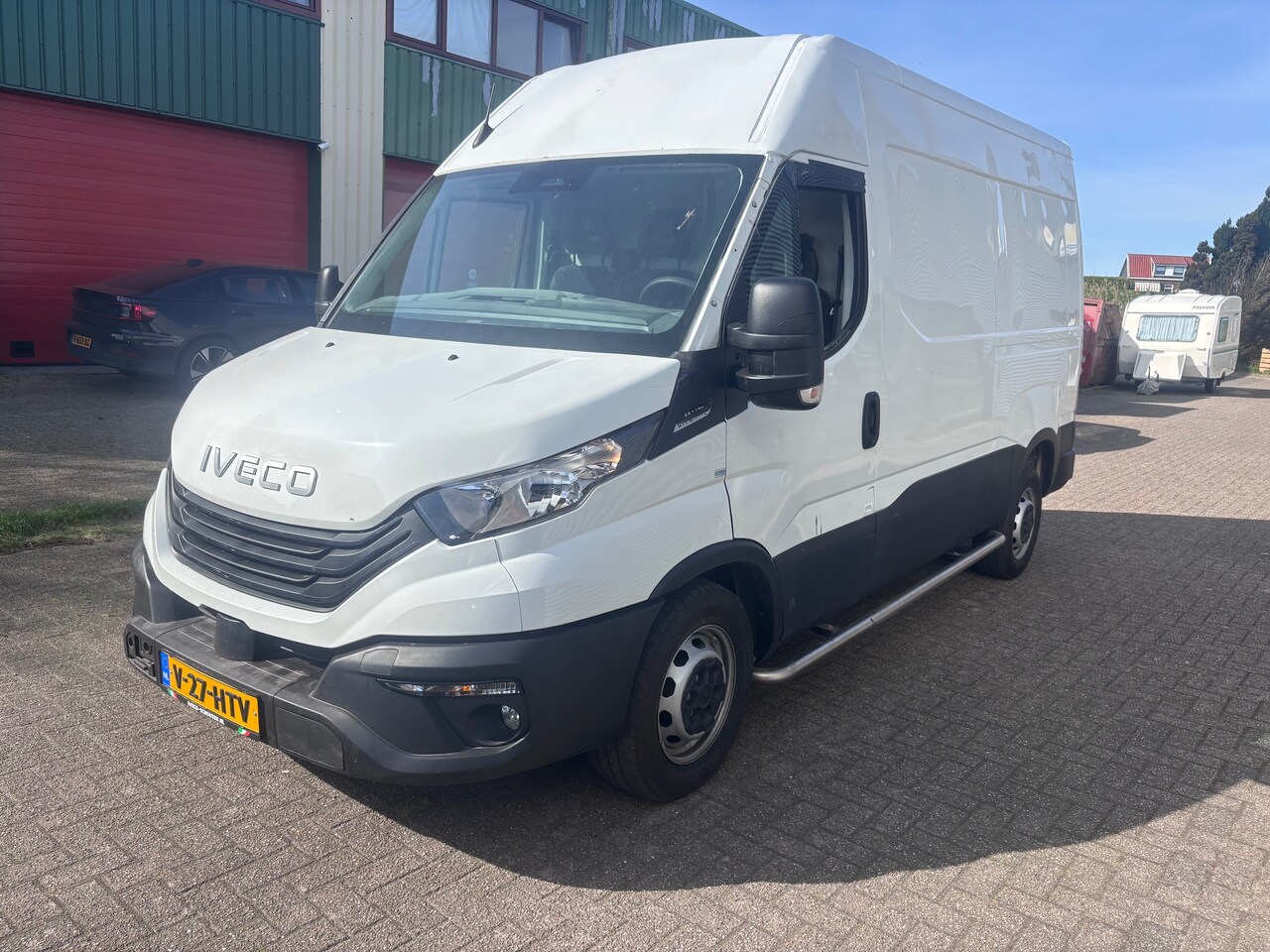 Iveco Daily - 35S16v Automaat L2H2 Trekhaak 3500 kg