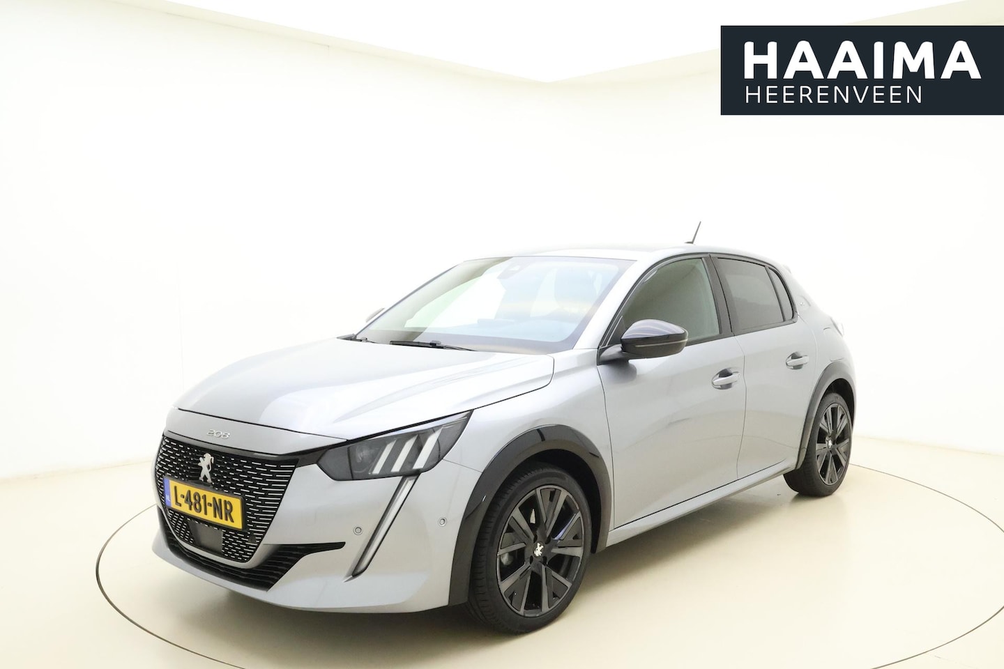 Peugeot 208 - 1.2 Turbo GT Pack 100 Pk | Trekhaak | Alcantara | Stoelverwarming | Adaptieve Cruise Contr - AutoWereld.nl