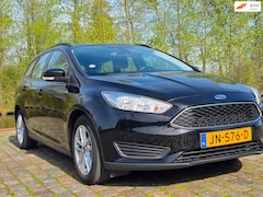 Ford Focus Wagon - 1.0 Trend 1e eigenaar dealer onderhouden cruis control parkeer sensor airco cv op afs elek
