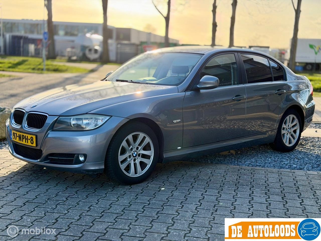 BMW 3-serie - 318i Navi Prof | Trekhaak | NAP | APK Nieuw - AutoWereld.nl