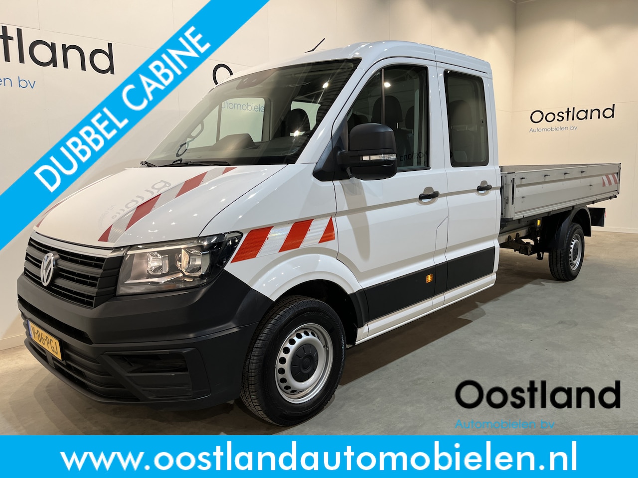 Volkswagen Crafter - 35 2.0 TDI L4 DC Dubbel Cabine RWD 140 PK Open Laadbak / Euro 6 / Trekhaak 3.000 KG / Airc - AutoWereld.nl