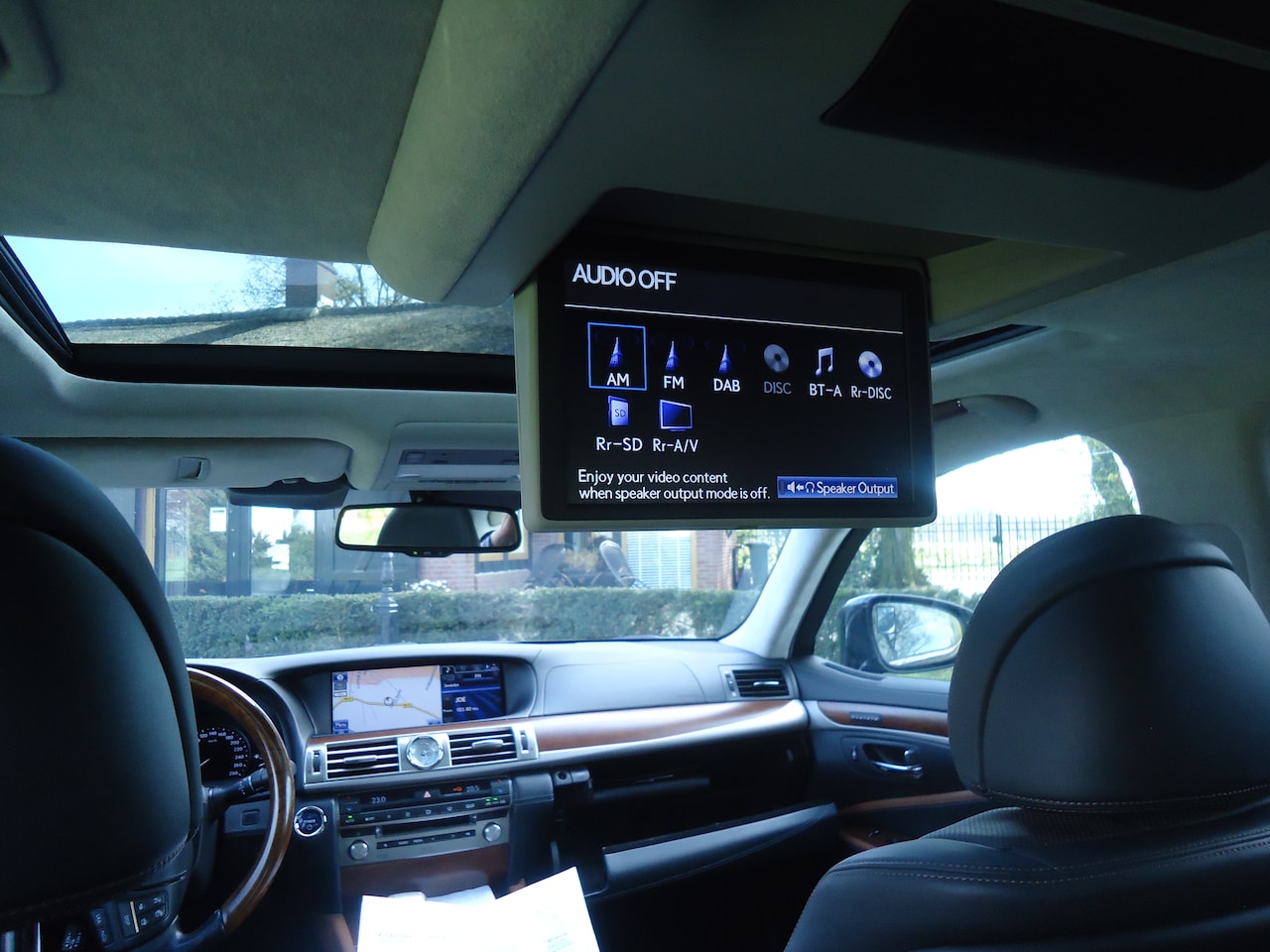 Lexus LS - 600h L. President 4p. unieke nederlandse auto