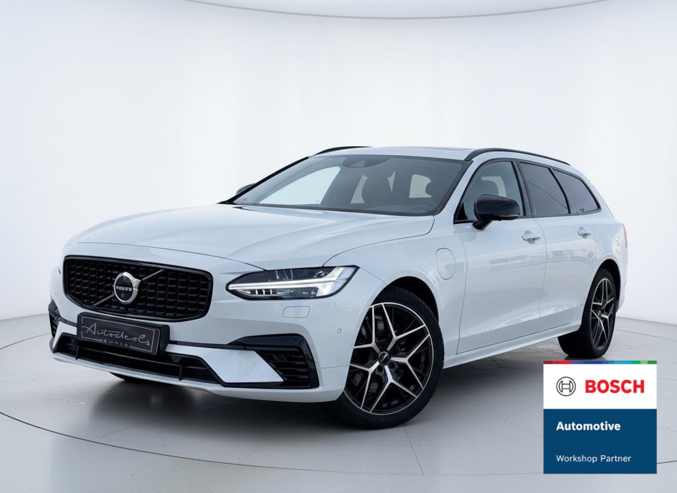 Volvo V90 - 2.0 T6 AWD Inscription PANO - 36- CAMERA - BOWERS WILKENS - HUD - TREKHAAK - AutoWereld.nl