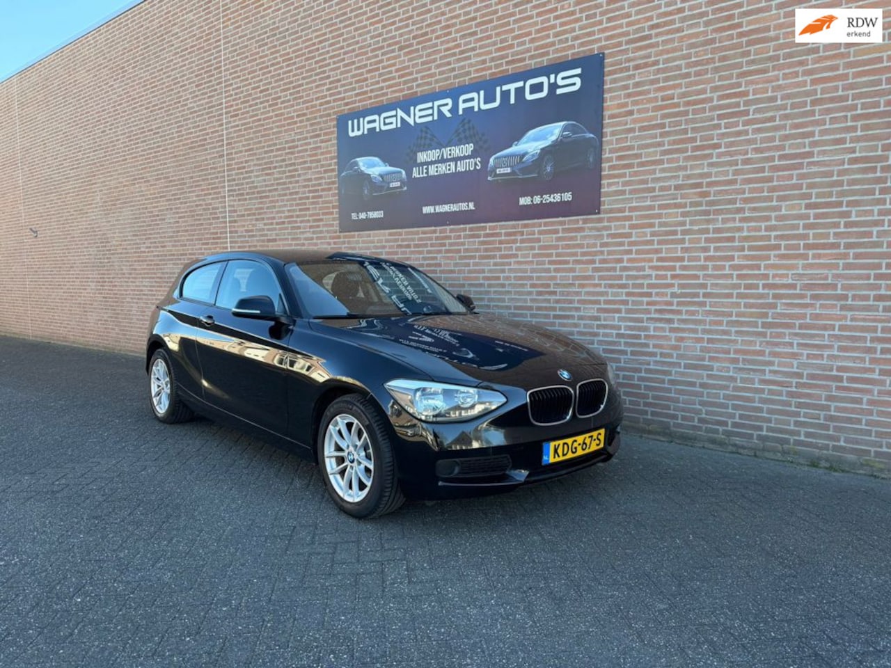 BMW 1-serie - 114i EDE Business Keyless-start Airco PDC Stoelverwarming Sport-modus - AutoWereld.nl