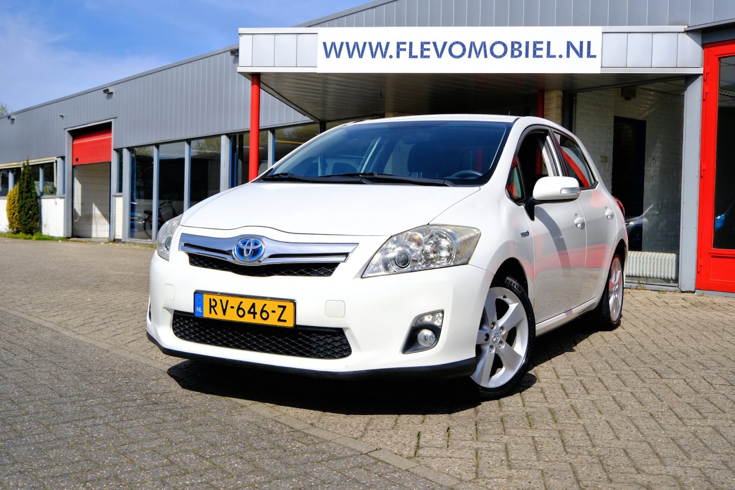 Toyota Auris - 1.8 Full Hybrid Dynamic Business Aut. Navi|Clima|LMV - AutoWereld.nl