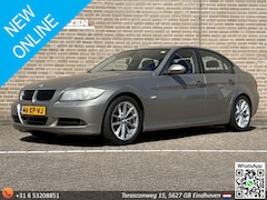 BMW 3-serie - 320i High Executive | Climate | Cruise | PDC |