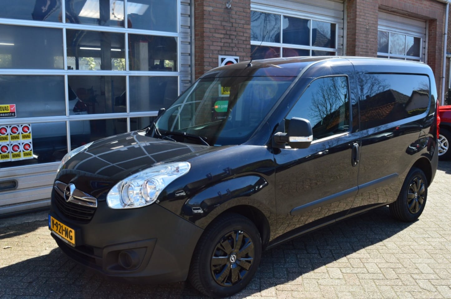 Opel Combo - 1.3 CDTi L1H1 Edit. Airco, Achterdeuren - AutoWereld.nl