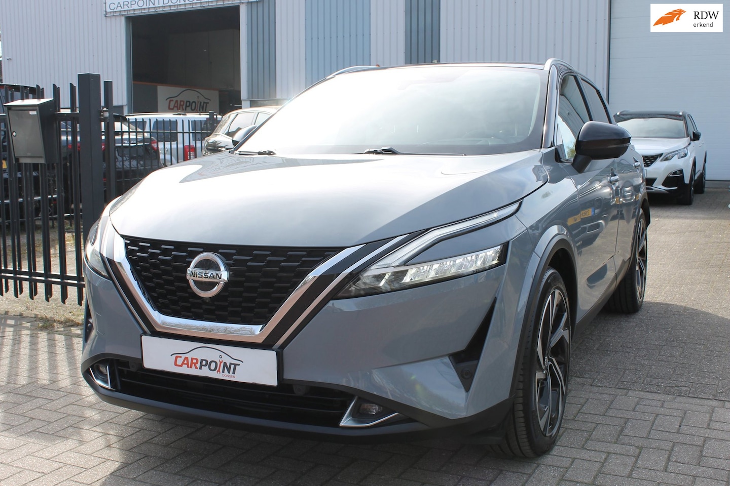 Nissan Qashqai - 1.3 MHEV Xtronic Tekna + Massage Pano Leer 360 VOL!!! - AutoWereld.nl