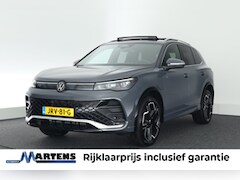Volkswagen Tiguan - 1.5 272pk eHybrid R-Line Edition Trekhaak Camera Keyless Massage Virtual Cockpit Panoramad