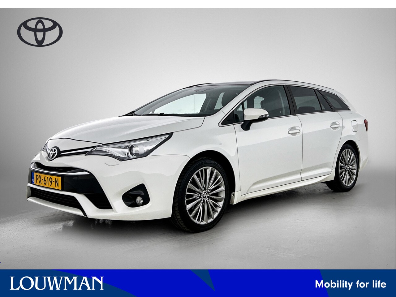 Toyota Avensis Touring Sports - 1.8 VVT-i Executive Business Premium Automaat | Trekhaak | Parkeersensoren | MJ/JJ - AutoWereld.nl