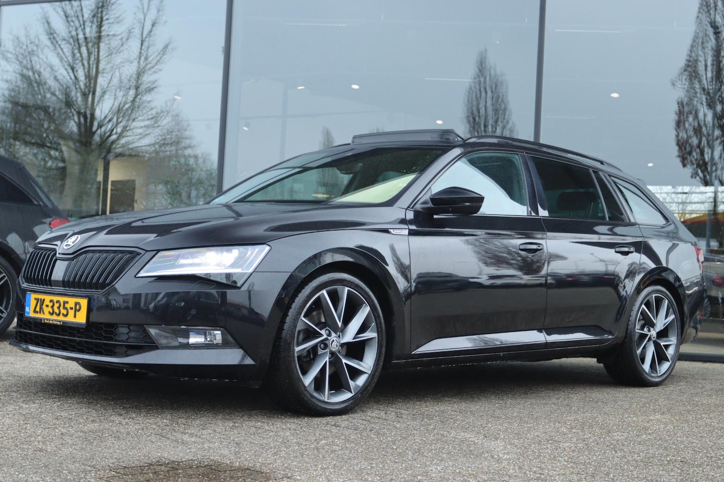Skoda Superb Combi - 1.5 TSI DSG AUT. ACT SPORTLINE BUSINESS | PANO | VIRT. COCKPIT | CARPLAY | CANTON | TREKHA - AutoWereld.nl