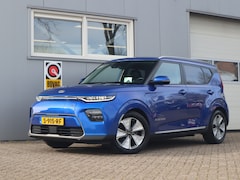 Kia e-Soul - ExecutiveLine 64 kWh / Schuifdak / Stoelkoeling & Verwarming / H&K / Leder