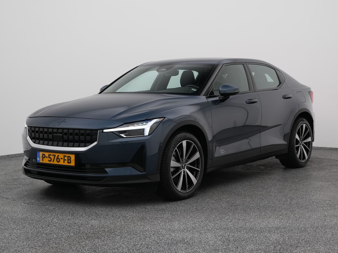 Polestar 2 - Standard Range Single Motor 63kWh | CAMERA | KEYLESS | STOELVERWARMING - AutoWereld.nl