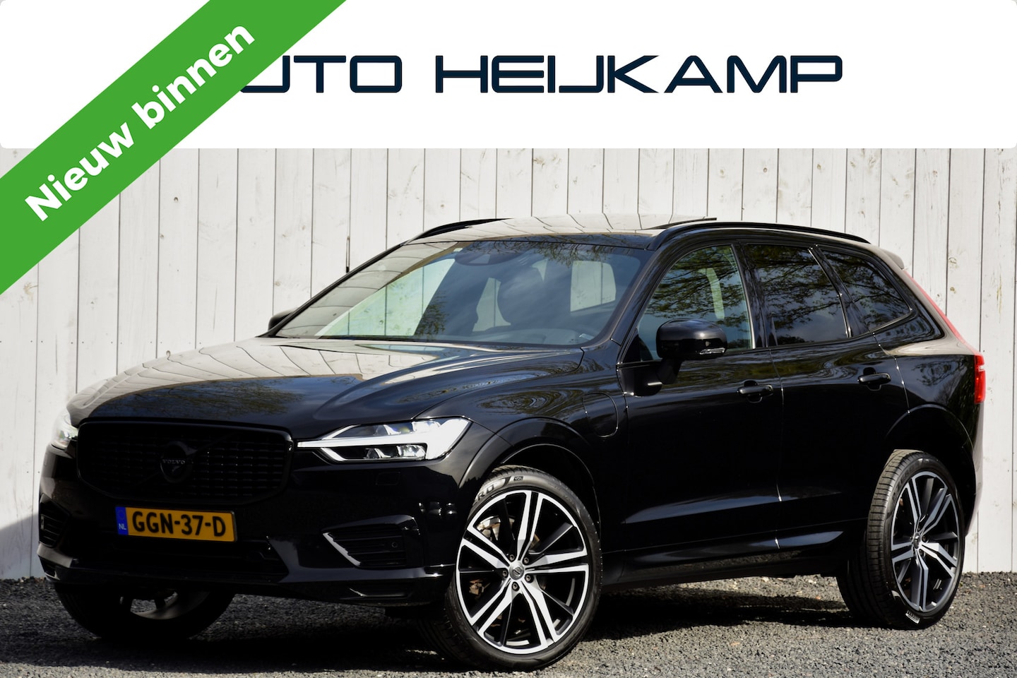 Volvo XC60 - 2.0 T8 Twin Engine AWD R-Design | Pano-dak | Trekhaak | Camera | - AutoWereld.nl