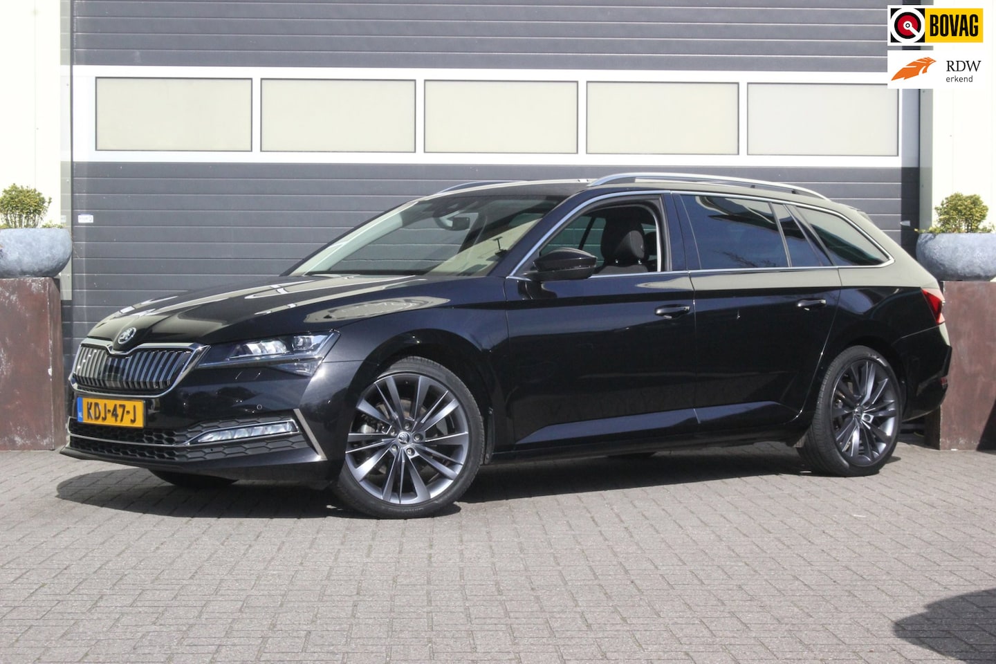 Skoda Superb Combi - 1.4 TSI iV Business Edition | Trekhaak | - AutoWereld.nl