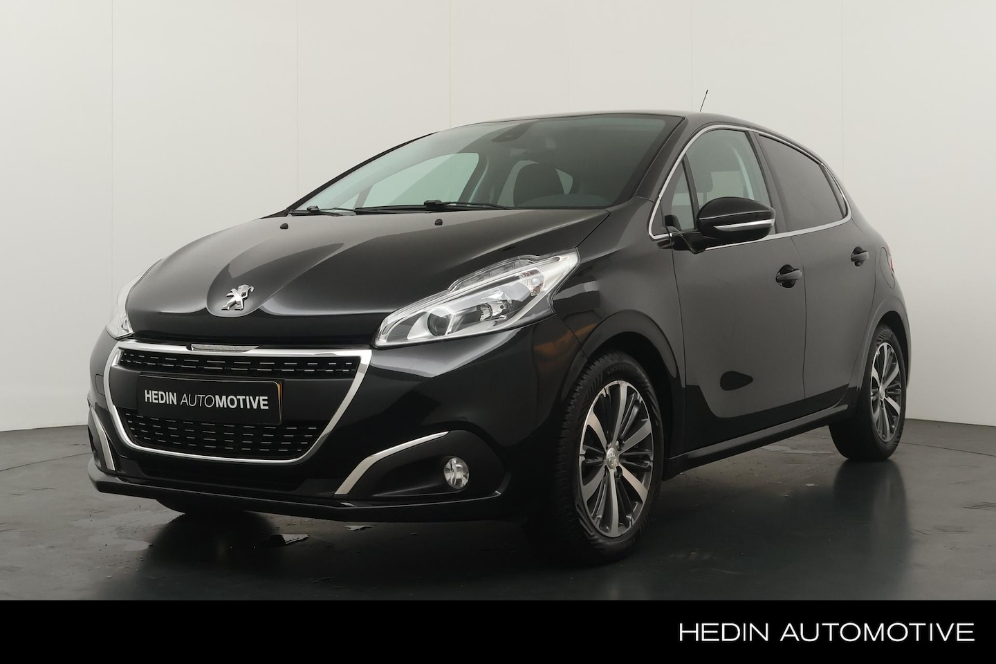 Peugeot 208 - 1.2 82pk Allure | Navigatie | Climate Control | Camera | Apple Carplay/Android Auto | All - AutoWereld.nl