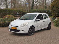 Renault Clio - 1.2 Special Airco/Trekh/Distr.gedaan/APK 4-27