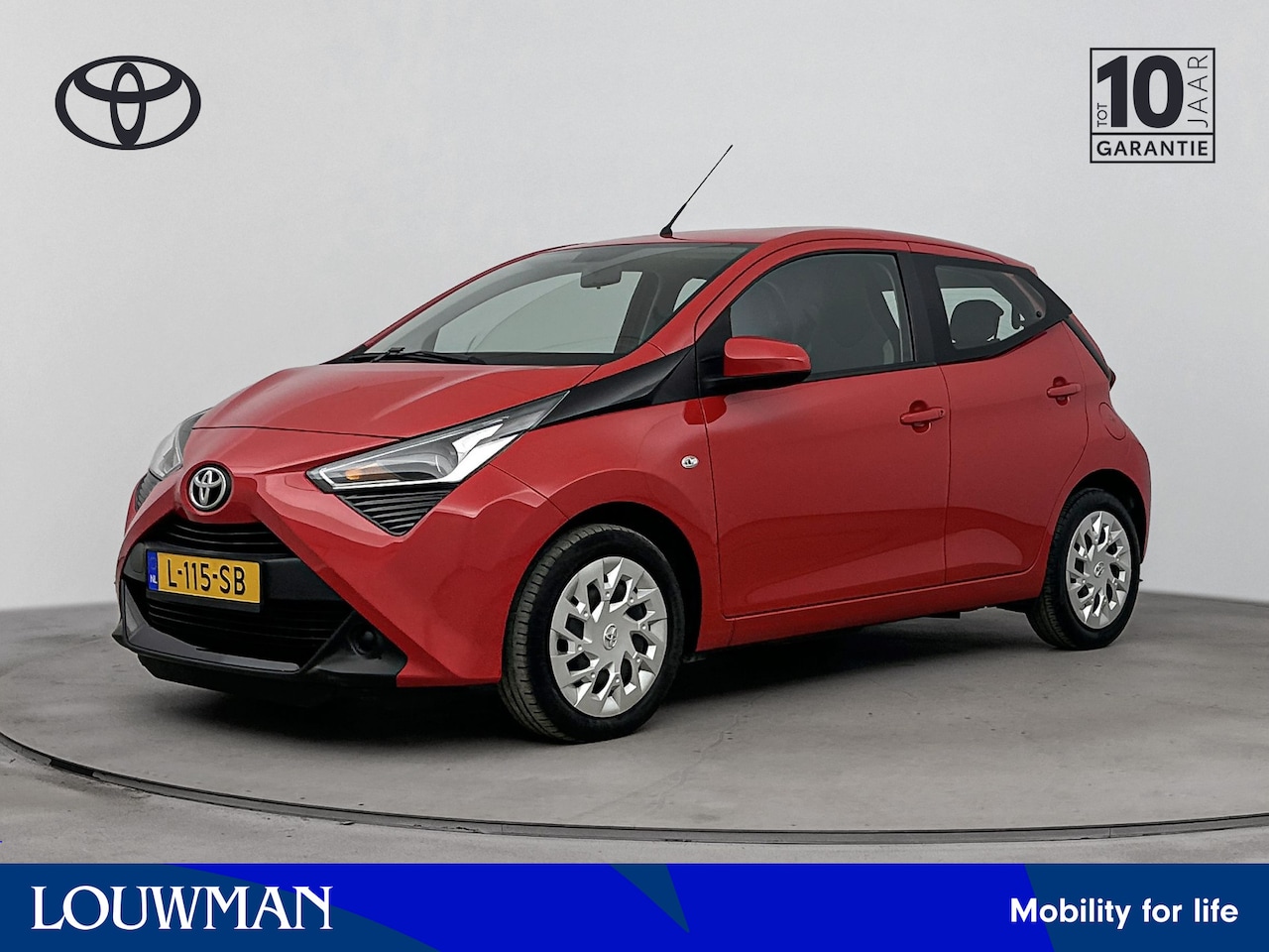 Toyota Aygo - 1.0 VVT-i x-play | Apple Carplay/Android Auto | Achteruitrijcamera | - AutoWereld.nl