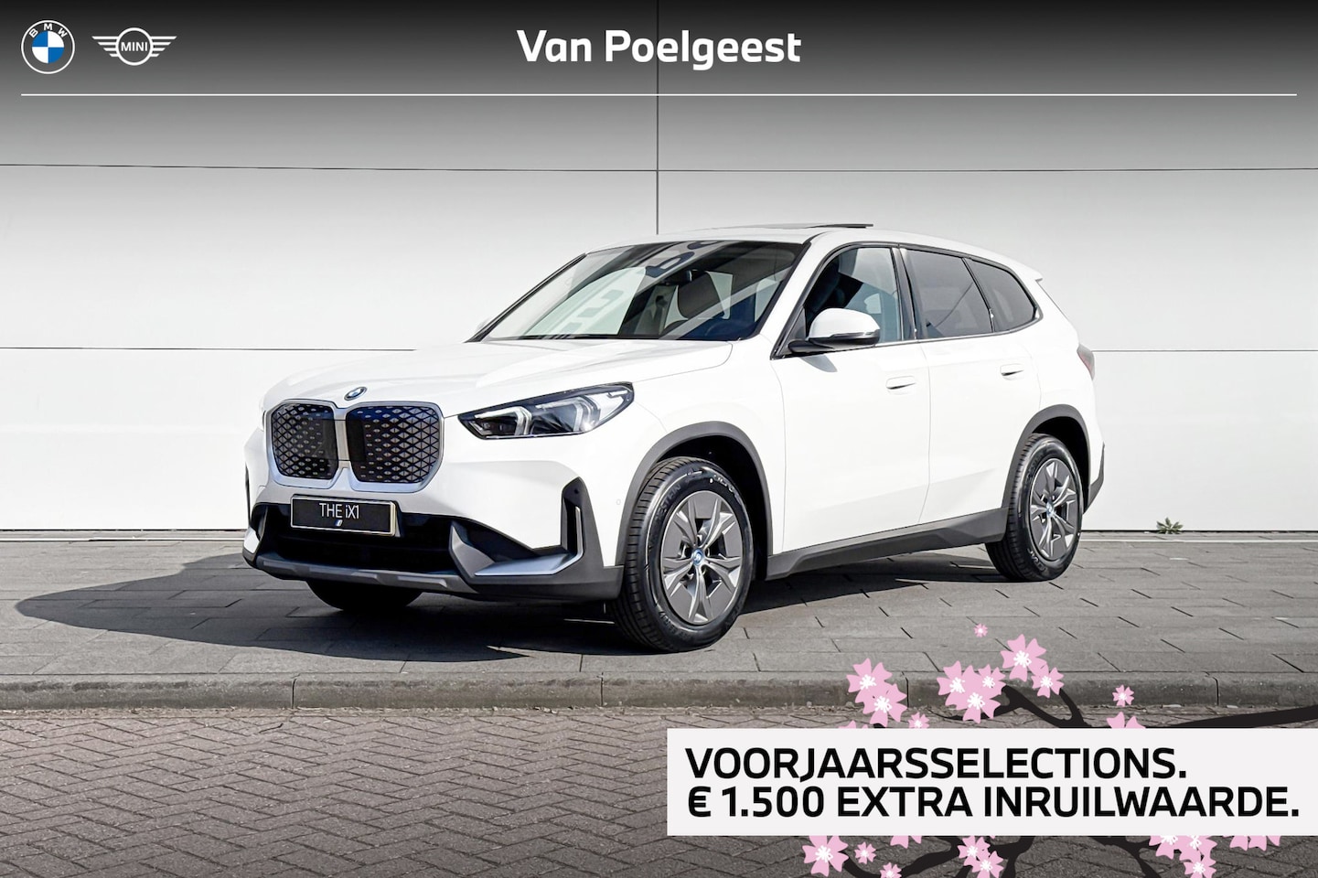 BMW iX1 - Premium Pack | Travel Pack | Panoramadak | Selection 1500 - AutoWereld.nl