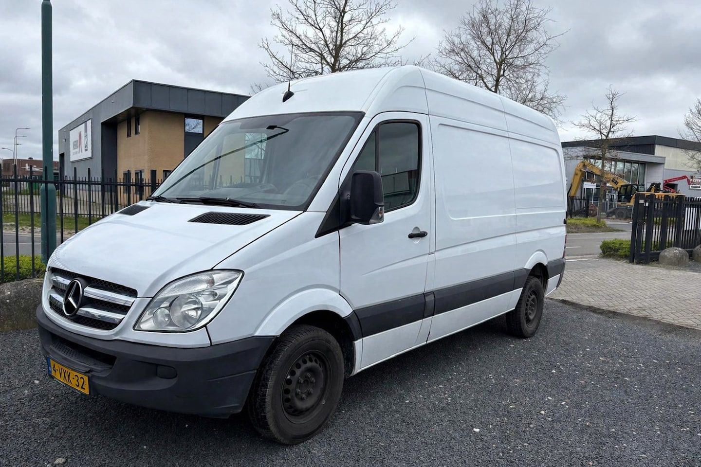Mercedes-Benz Sprinter - 2.2 CDI 366 L2H2 AIRCO | 2-ZITS BANK | MULTIMEDIA - AutoWereld.nl
