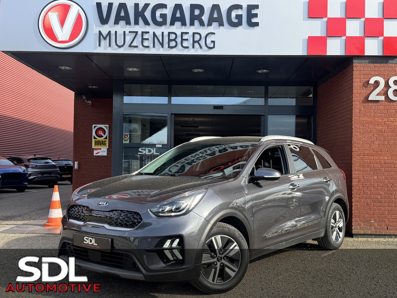 Kia Niro - 1.6 GDi PHEV ExecutiveLine // JBL PREMIUM AUDIO // NAVI // CAMERA // MEMORY SEATS // ADAPT - AutoWereld.nl