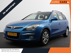 Hyundai i30 CW - 1.6i Blue Dynamic | Leder | Climate Control | Trekhaak | Dakrail | Lichtmetalen Velgen | H