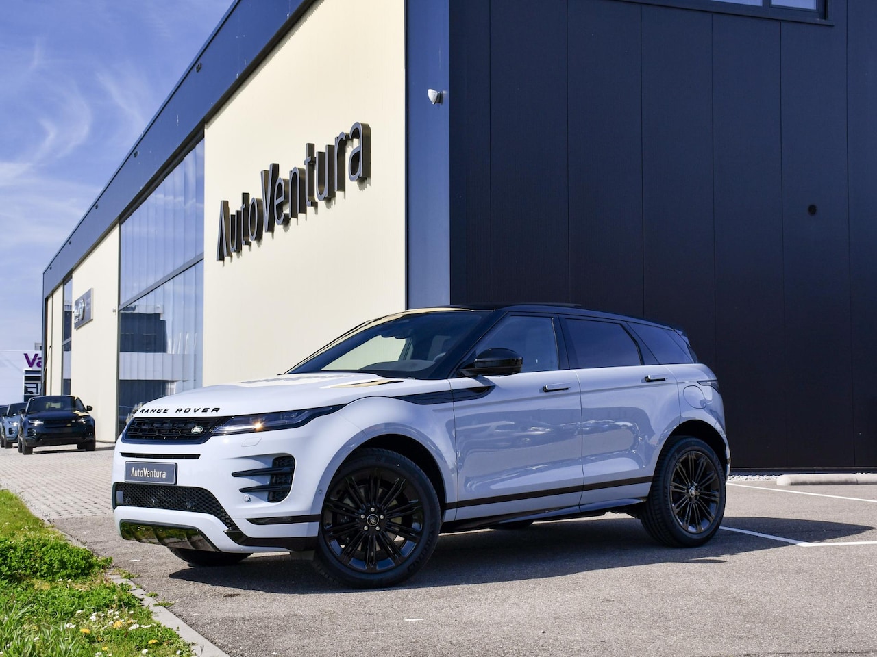 Land Rover Range Rover Evoque - 1.5 P270e PHEV Dynamic SE l Facelift l Black Pack l Meridian l Adapt. Cruise l Panorama da - AutoWereld.nl