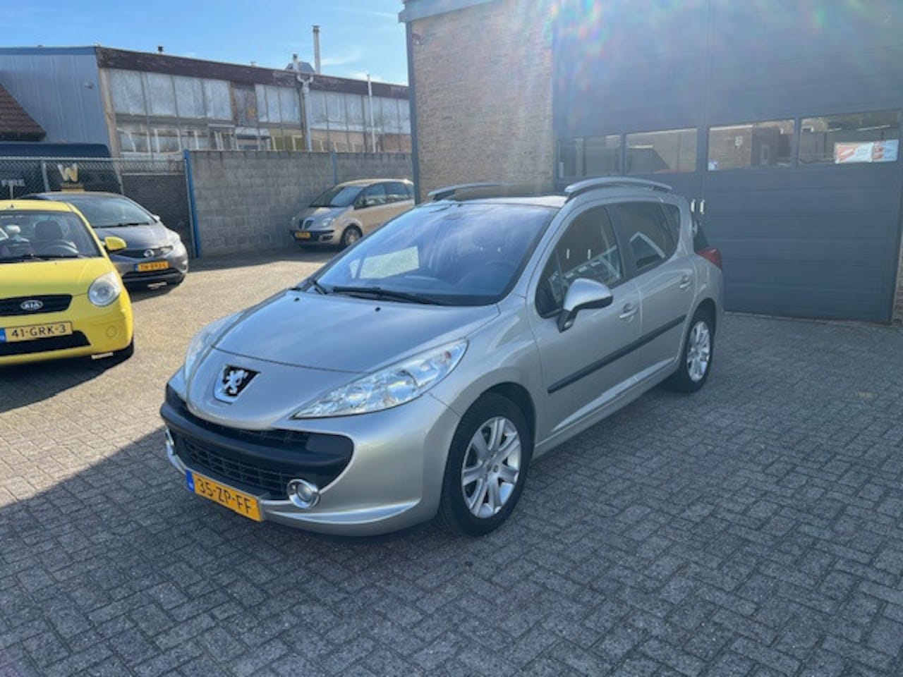 Peugeot 207 SW - 1.6 VTi XS 1.6 VTi XS - AutoWereld.nl