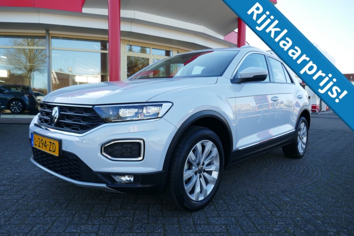 Volkswagen T-Roc - 1.5 TSI SPORT  150 PK     CAMERA/TREKHAAK/ELEKTR.AKLEP/ADAPT.CRUISE - AutoWereld.nl
