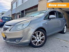 Opel Corsa - 1.4-16V '111' Edition AIRCO LMV RIJDT GOED NAP APK INRUIL KOOPJE