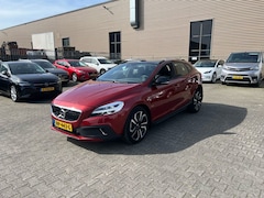 Volvo V40 - 1.5 T3 Nordic+ - Pano - 18 Inch - LED - Navi - Sensoren - Camera