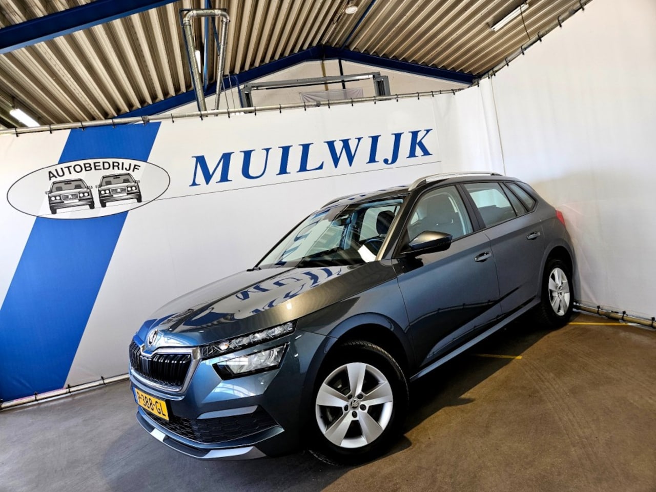 Skoda Kamiq - 1.0 TSI Sport Business / Automaat / Camera / CarPlay - AutoWereld.nl