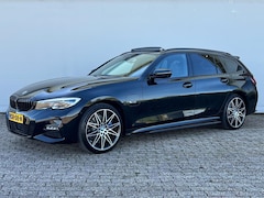 BMW 3-serie Touring - 330e | M Sport | Panorama | Sfeerverl. | Head-Up | Maxton Design