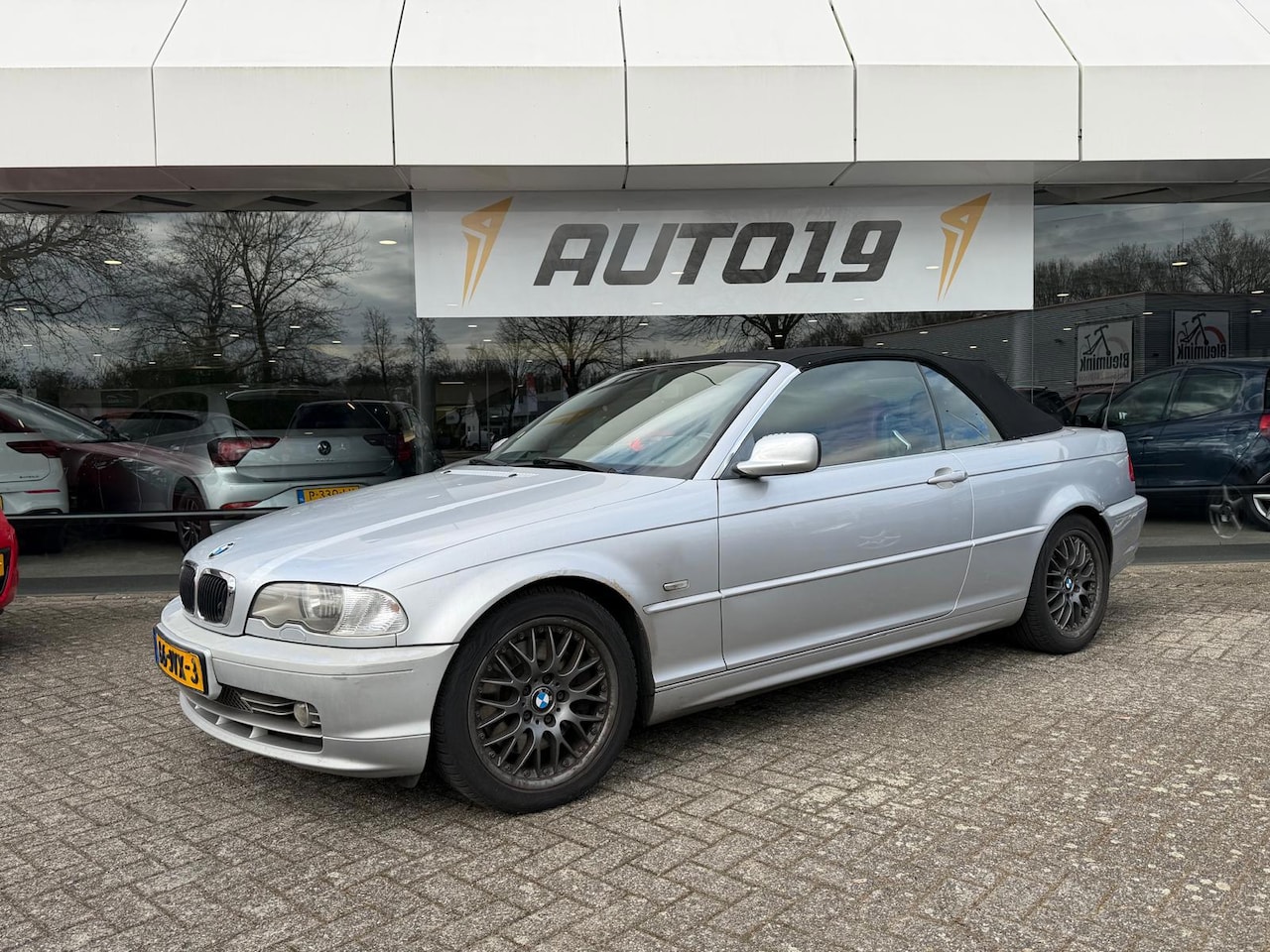 BMW 3-serie Cabrio - 330Ci E46 Cabriolet Executive Automaat - AutoWereld.nl