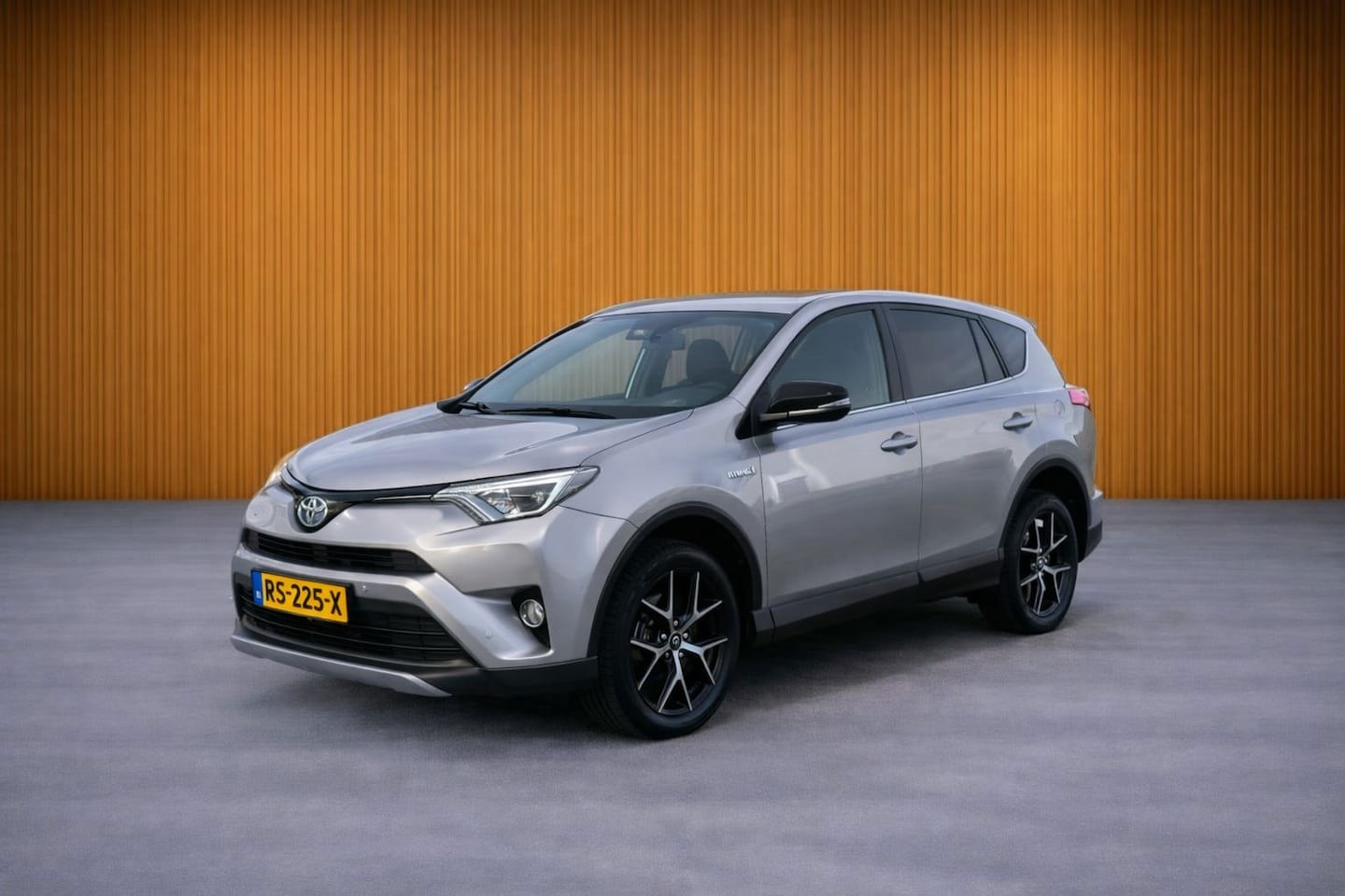 Toyota RAV4 - 2.5 Hybrid AWD Dynamic 2.5 Hybrid AWD Dynamic - AutoWereld.nl