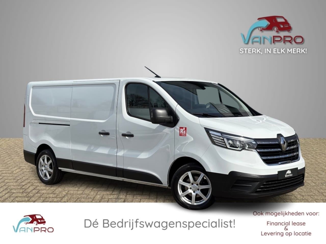 Renault Trafic - 2.0 dCi 150 PK L2H1 RED / Carplay / Cruise / LED / Trekhaak / Airco / DAB / Bluetooth - AutoWereld.nl