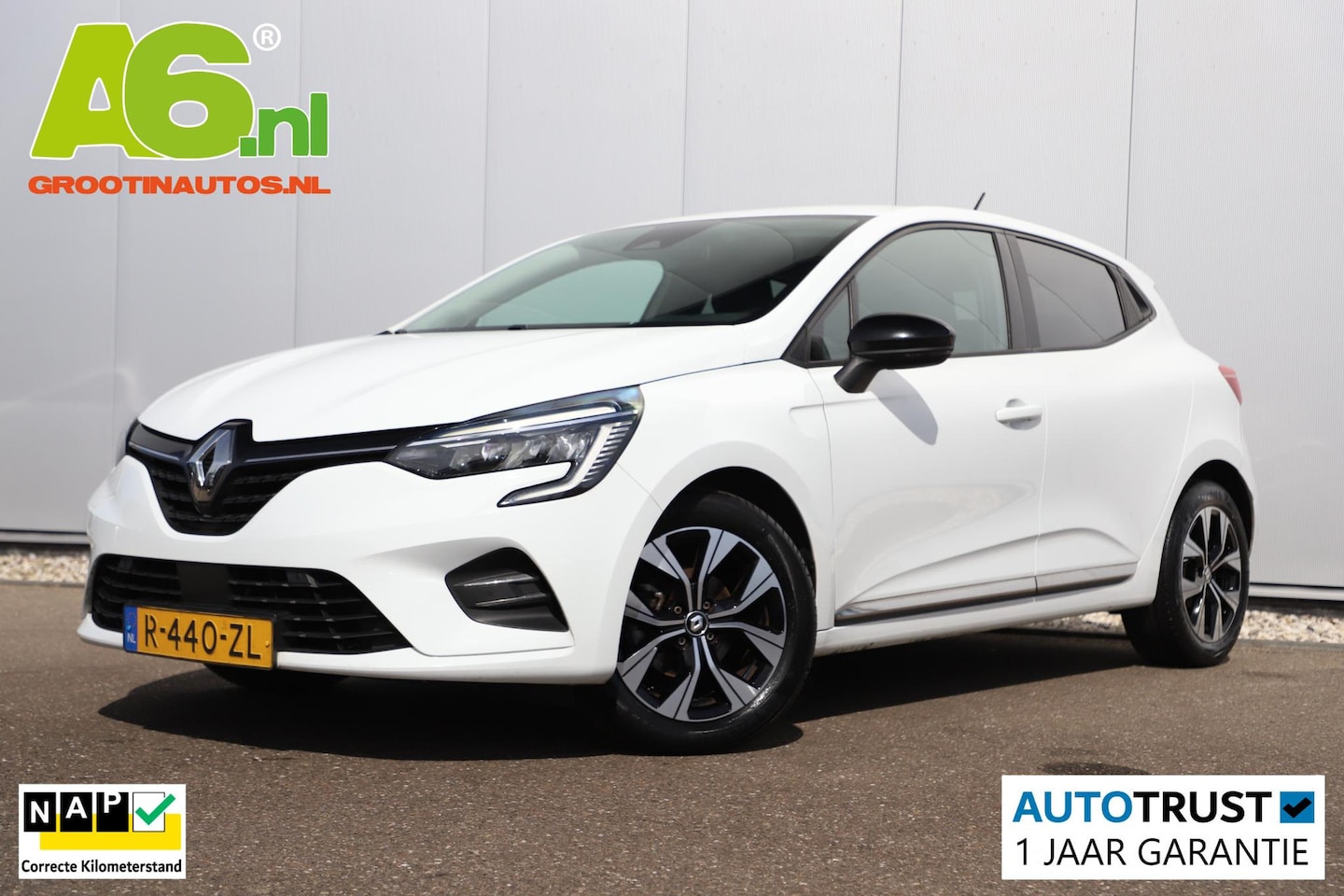 Renault Clio - 1.0 TCe 90 Evolution 15 inch LMV Navigatie Achteruitrijcamera Carplay Android Airco Cruise - AutoWereld.nl