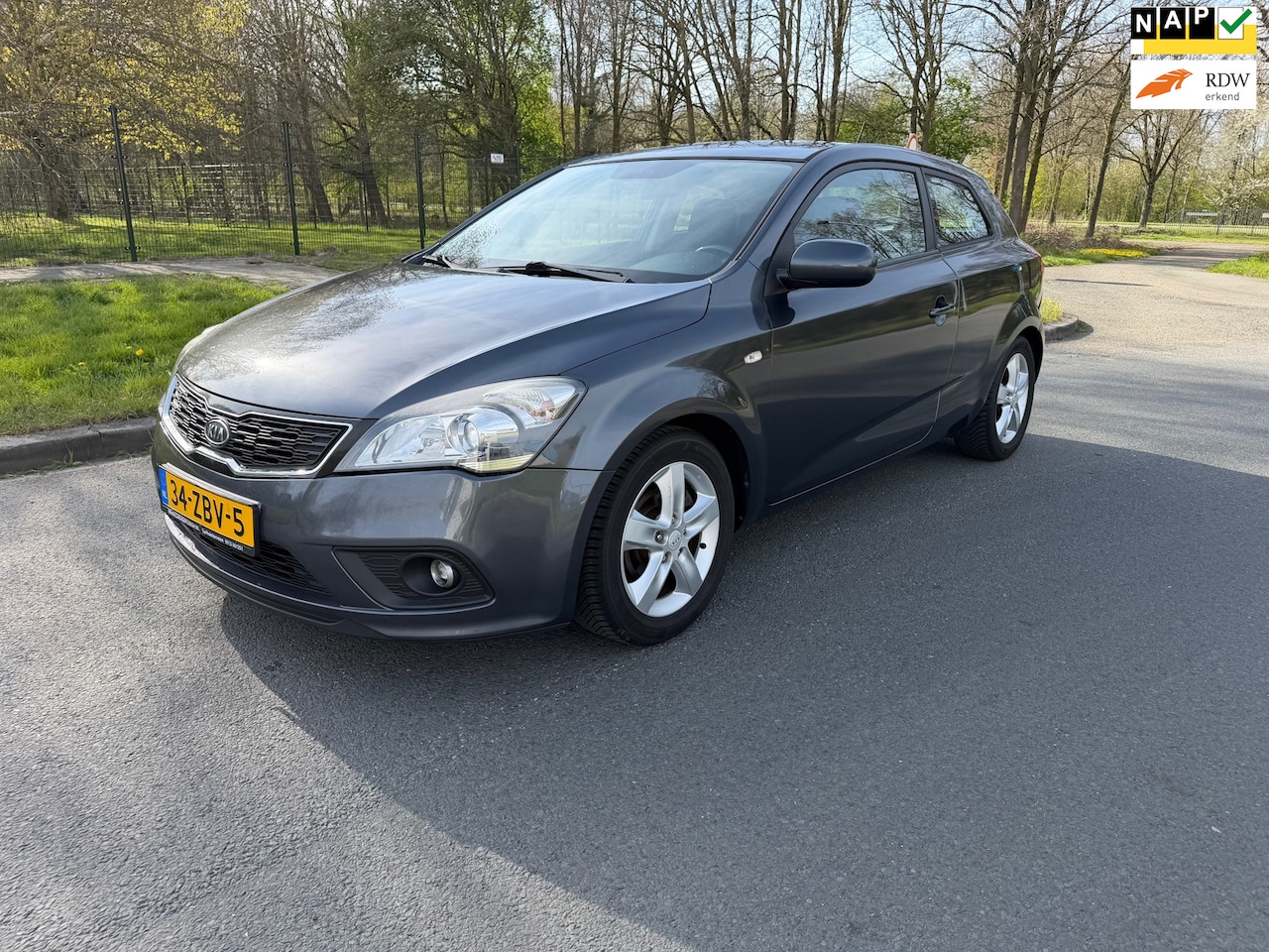 Kia Pro cee'd - veel extra 1.4 CVVT Navigator Plus Pack - AutoWereld.nl