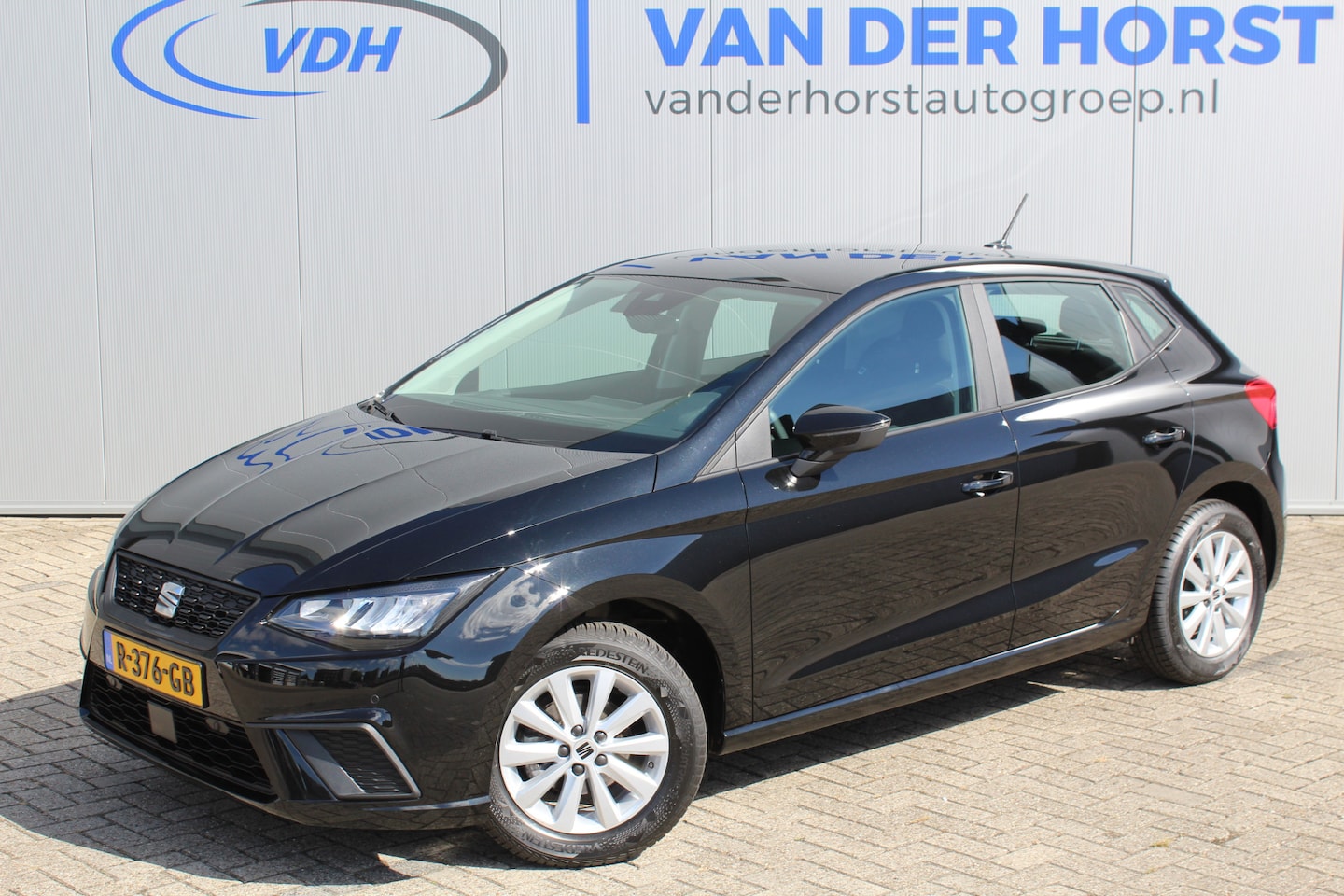 SEAT Ibiza - 1.0-96pk TSI Style. NIEUWSTE MODEL In nieuwstaat ! Volautm. airco, camera, elektr. ramen v - AutoWereld.nl