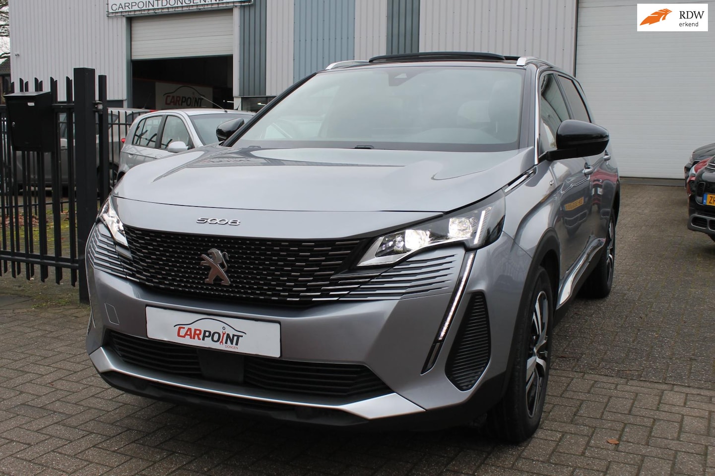 Peugeot 5008 - 1.2 PureTech GT-Line 7P Pano 360 Keyless LED ACC Trekhaak - AutoWereld.nl