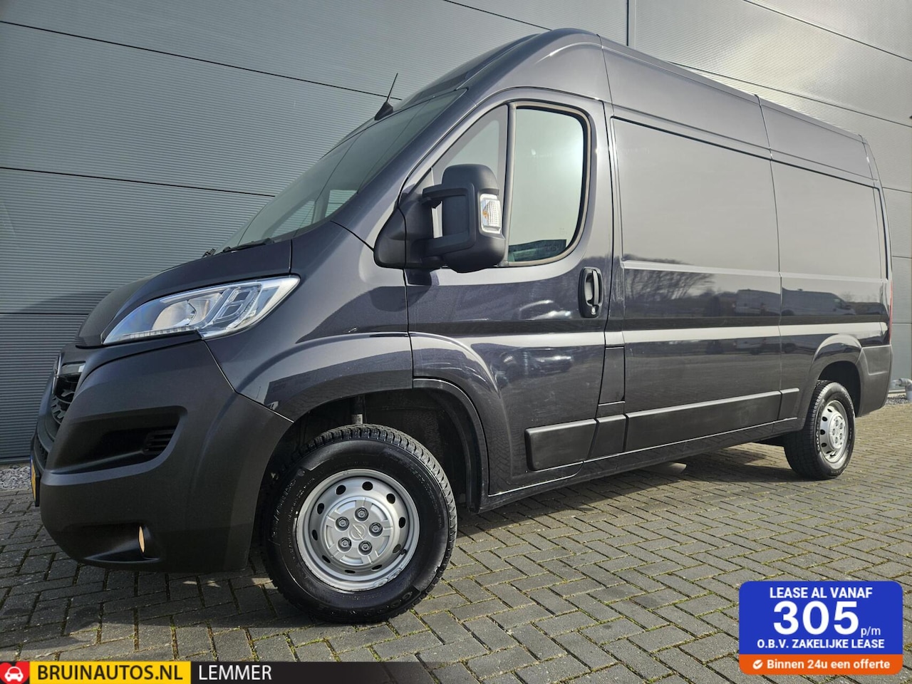 Opel Movano - 2.2D L2H2 Airco Camera Trekhaak 3000 kg trekgew - AutoWereld.nl