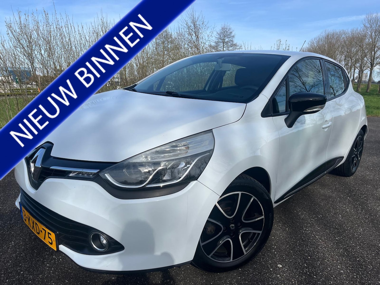 Renault Clio - 0.9 TCe Expression 0.9 TCe Expression - AutoWereld.nl