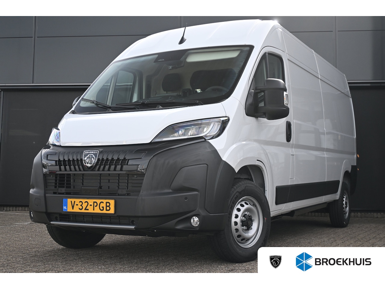 Peugeot e-Boxer - 3.5t L3H2 110 kWh 280pk DEMO-DEAL! | Navigatie | Achteruitrijcamera | Digitale Binnenspieg - AutoWereld.nl