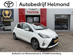 Toyota Yaris - 1.5 Hybrid Premium | Panoramadak | parkeersensoren | Dealer onderhouden