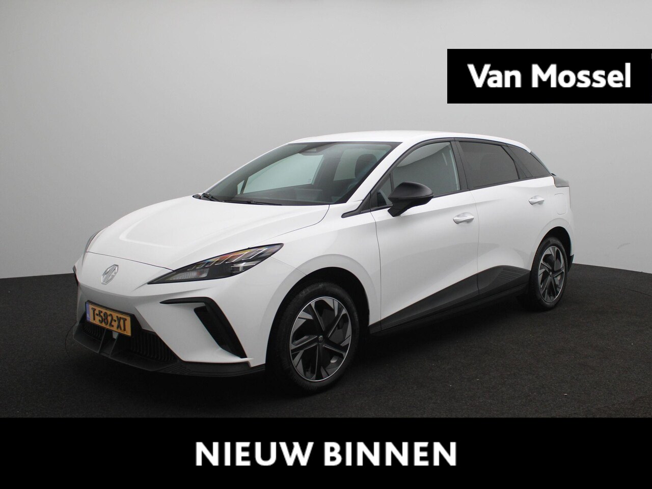 MG MG4 Electric - Comfort 64 kWh | Apple Carplay/Android Auto | Parkeersensoren | Lichtmetalen Velgen | Crui - AutoWereld.nl