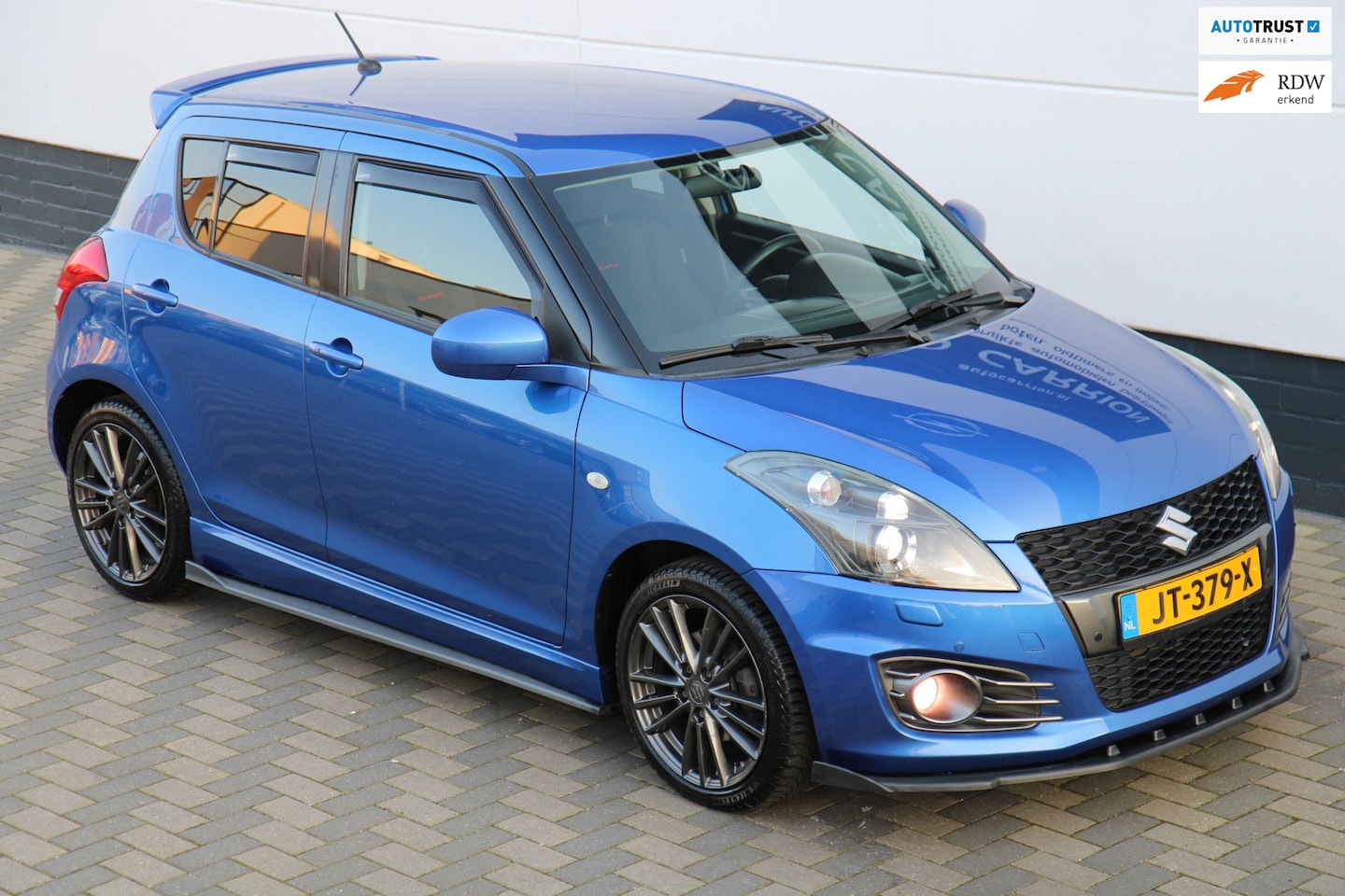 Suzuki Swift - 1.6 Sport 5 Drs uit 2015 met136PK zeer mooi !!! - AutoWereld.nl