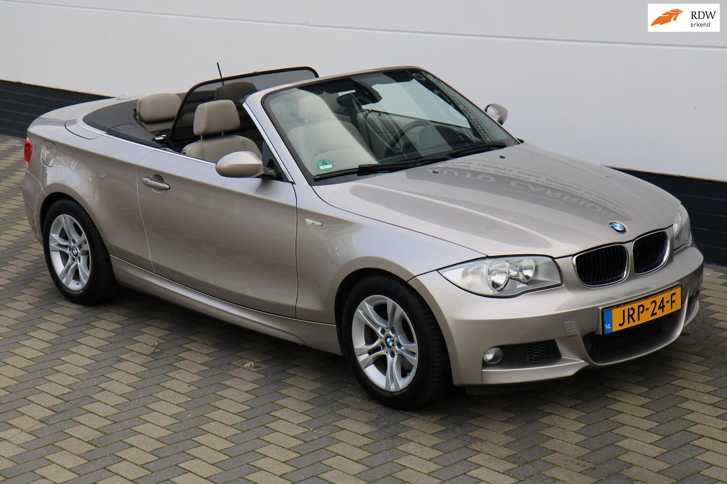 BMW 1-serie Cabrio - 128i 6 cilinder 234PK M-pakket Airco !!! - AutoWereld.nl