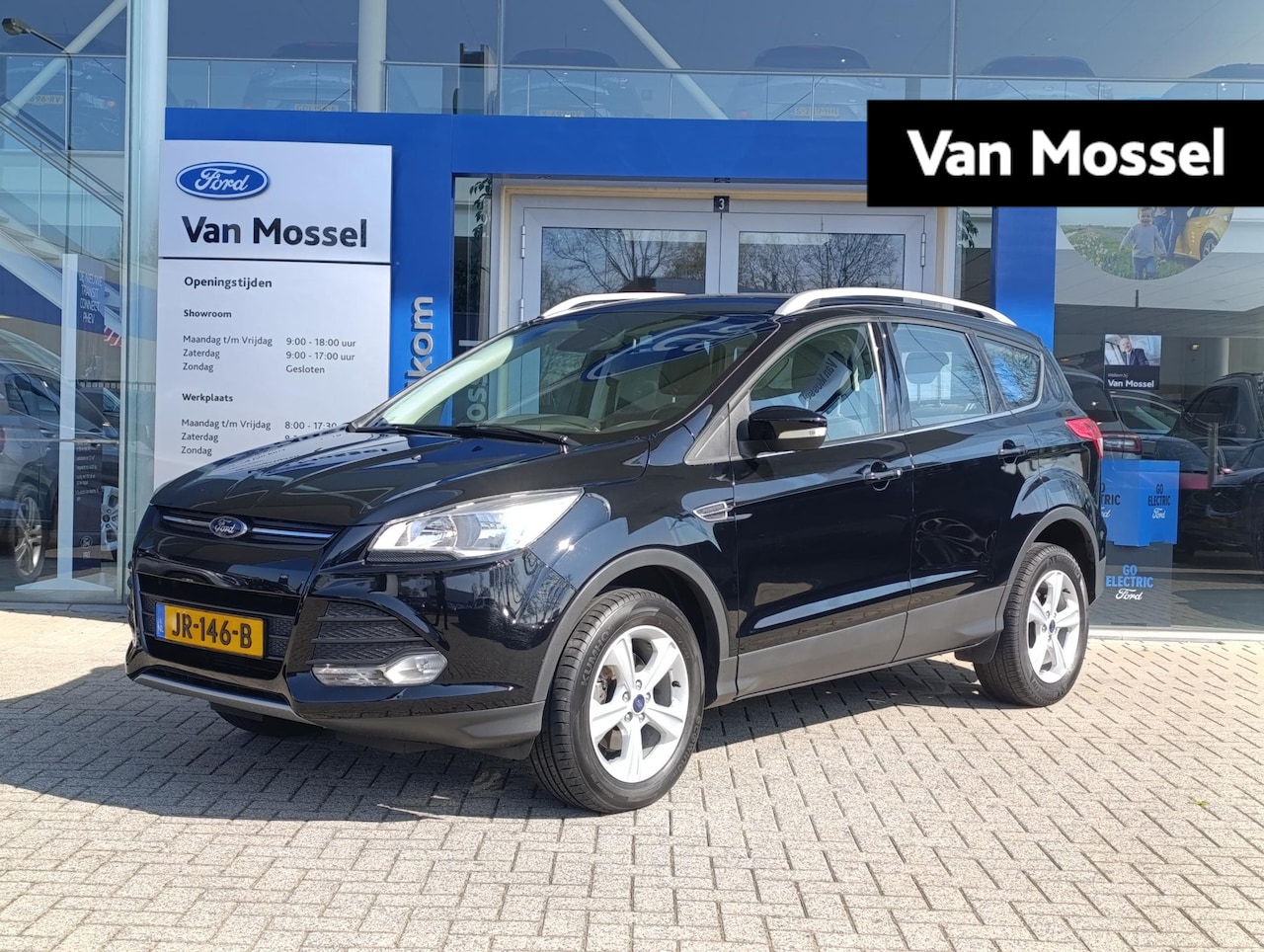 Ford Kuga - 1.5 Trend | 46000KM! | Trekhaak | Climate Control | PDC | Navigatie | Origineel NL gelever - AutoWereld.nl