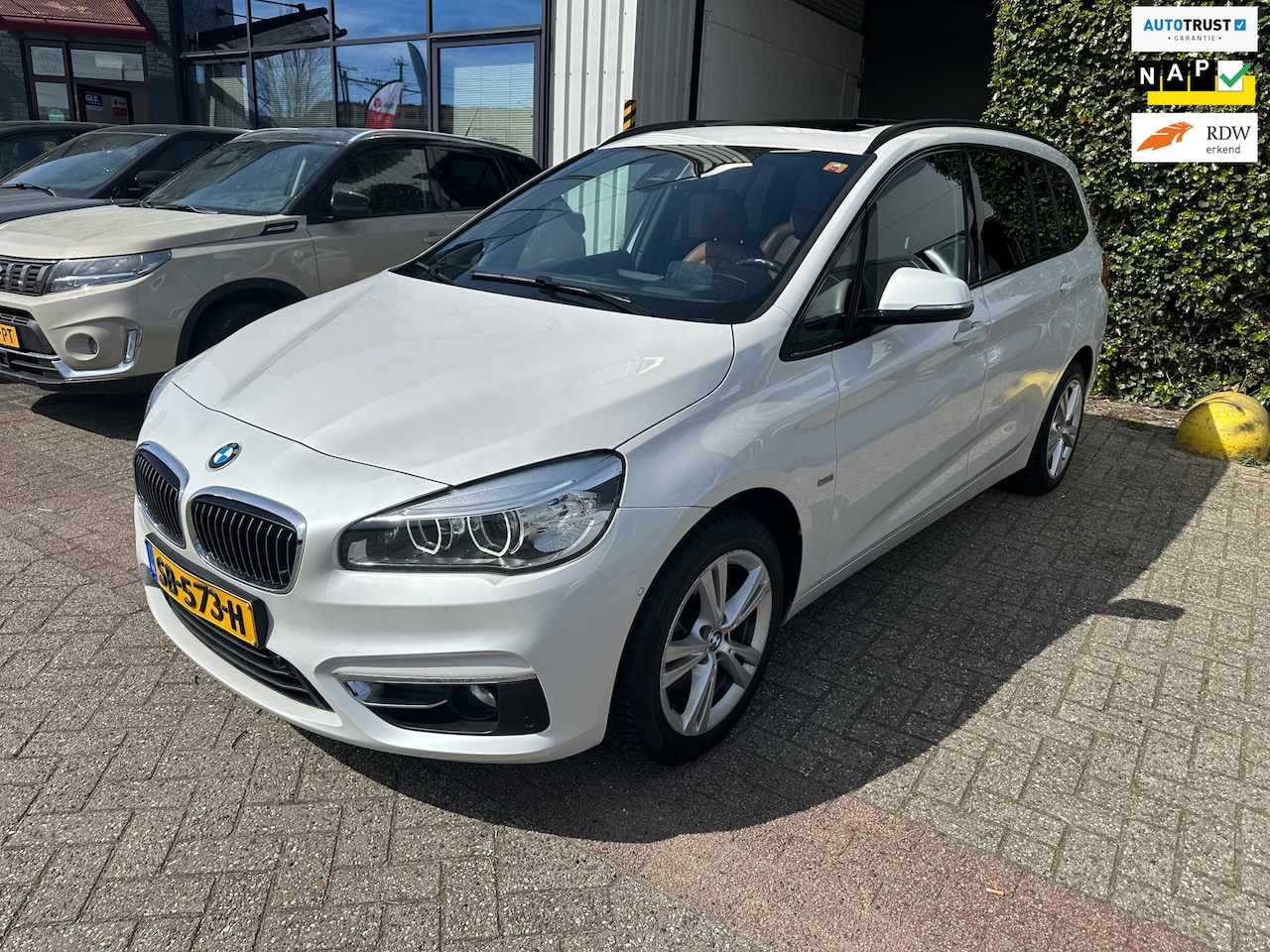 BMW 2-serie Gran Tourer - 218i 7p. Corporate Lease High Executive 218i 7p. Corporate Lease High Executive,PANODAK - AutoWereld.nl