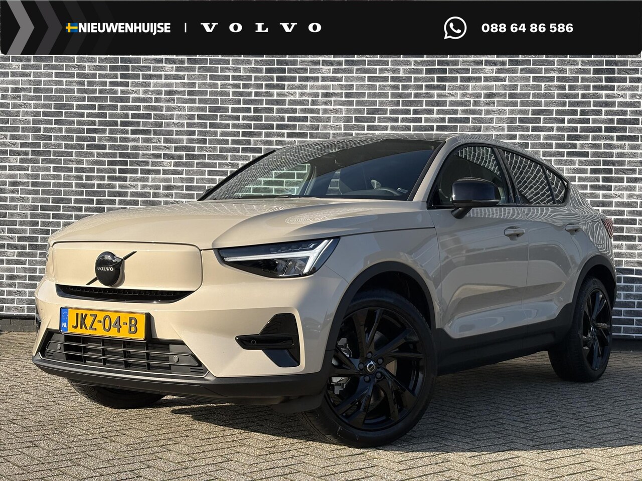 Volvo EC40 - Single Motor Extended Range Plus 82 kWh | Black Edition | Panoramadak | Getint glas | Micr - AutoWereld.nl